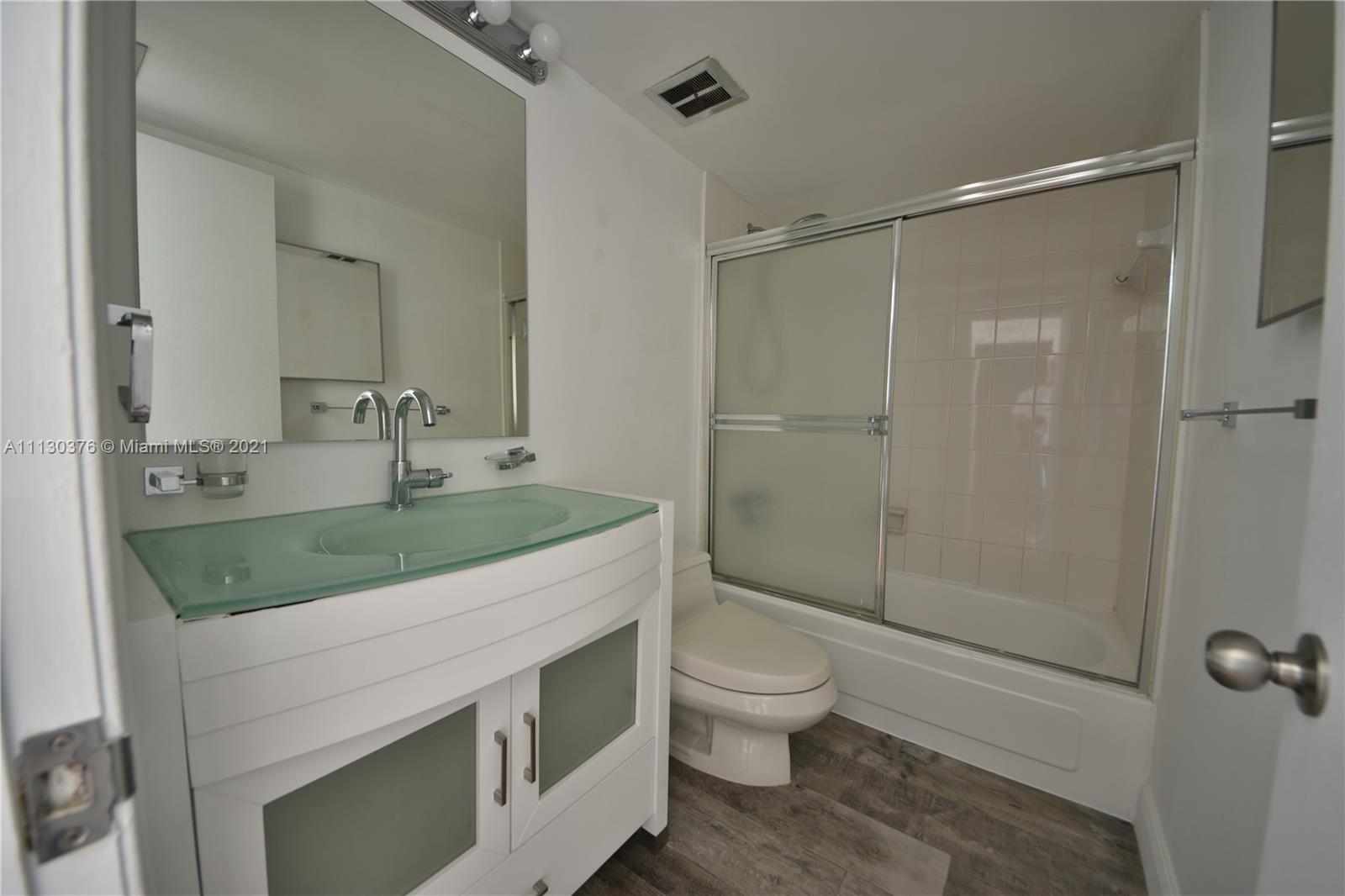DADELAND GROVE CONDO - Residential Lease
