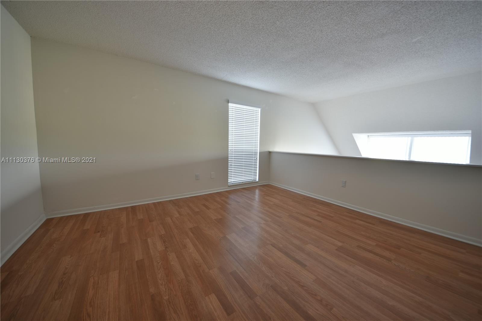 DADELAND GROVE CONDO - Residential Lease