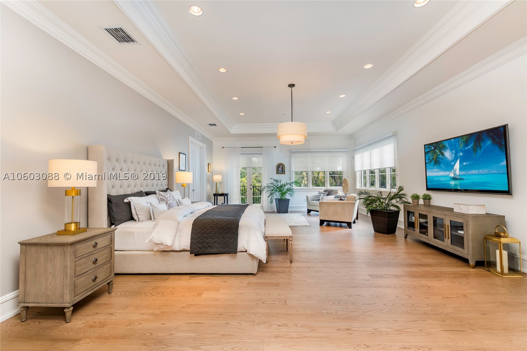 Hammock Lake - Residential