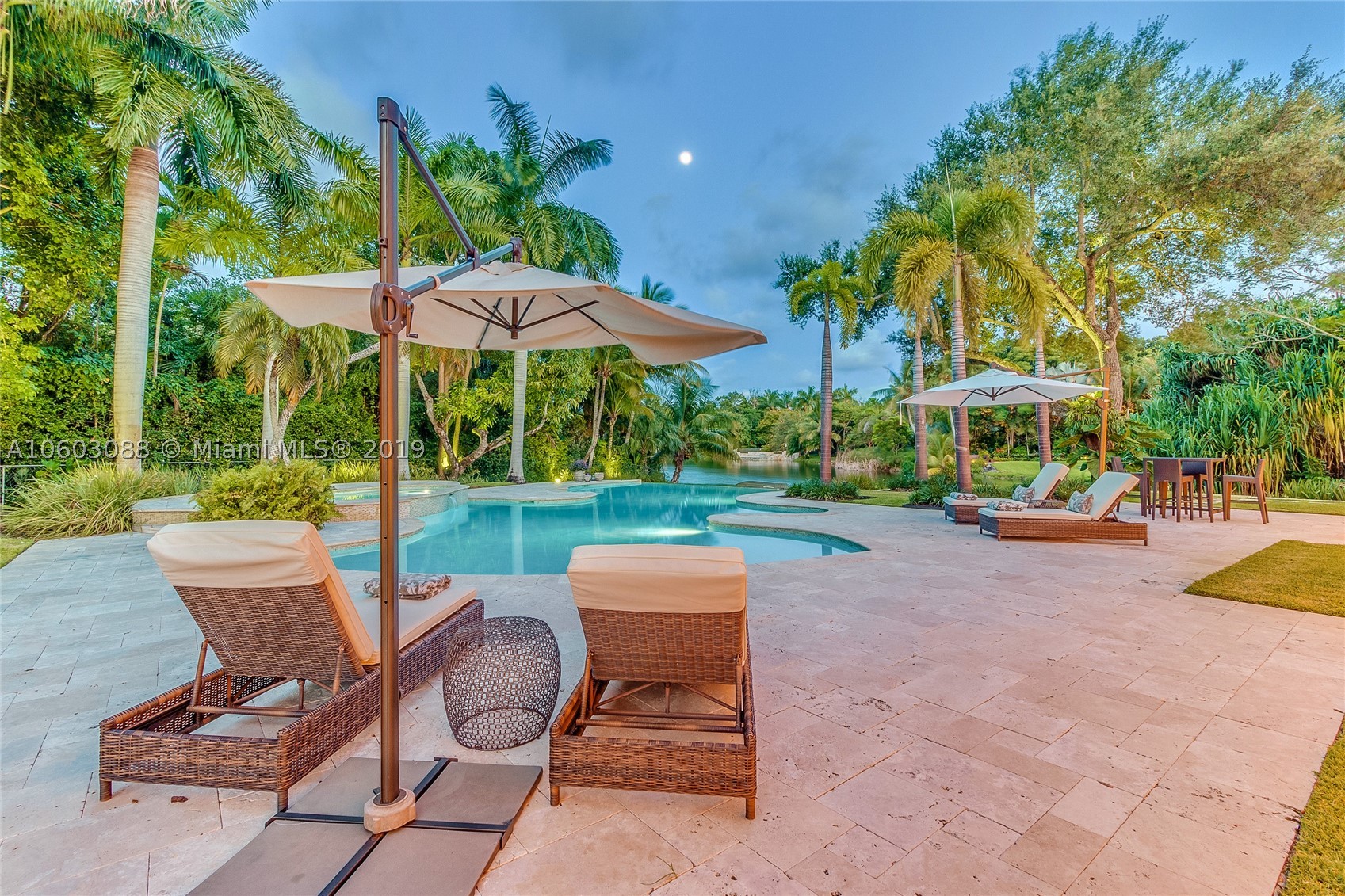 Hammock Lake - Residential
