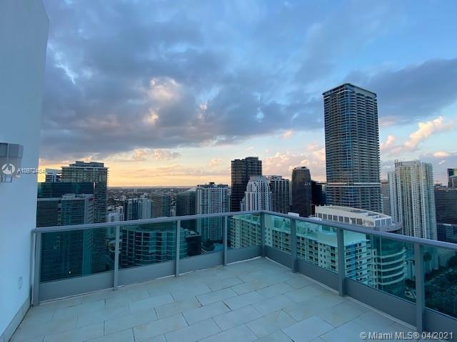 JADE RESIDENCES AT BRICKE - Residential