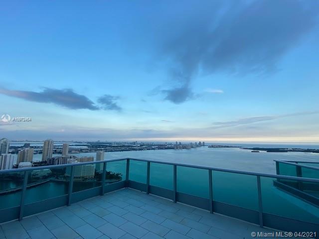 JADE RESIDENCES AT BRICKE - Residential