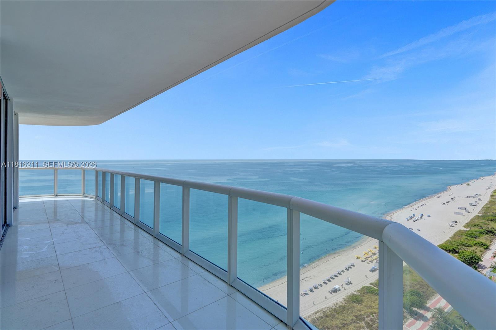 AKOYA CONDO - Residential