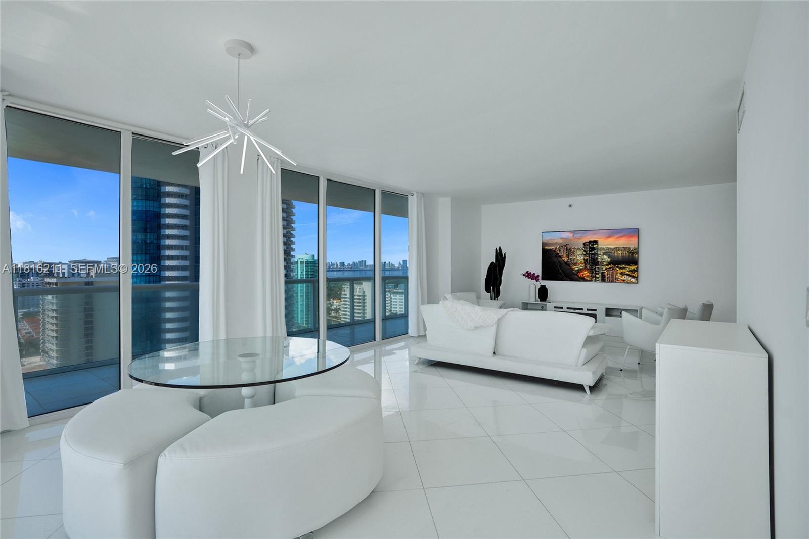 AKOYA CONDO - Residential
