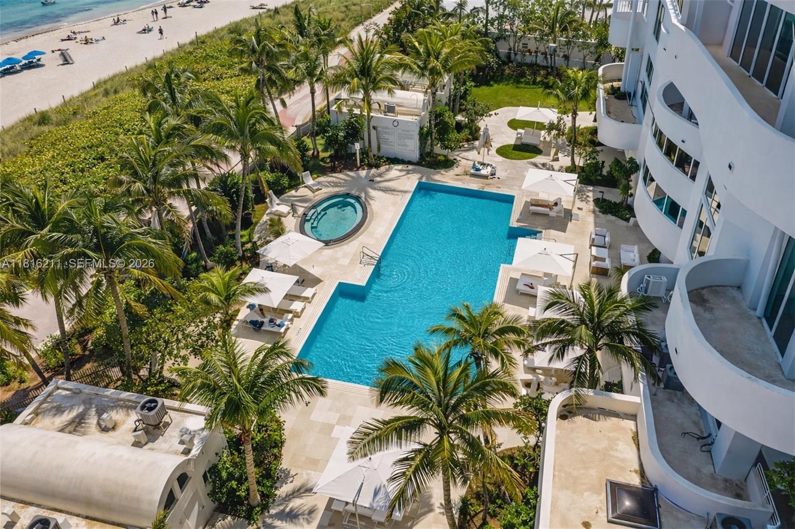 AKOYA CONDO - Residential