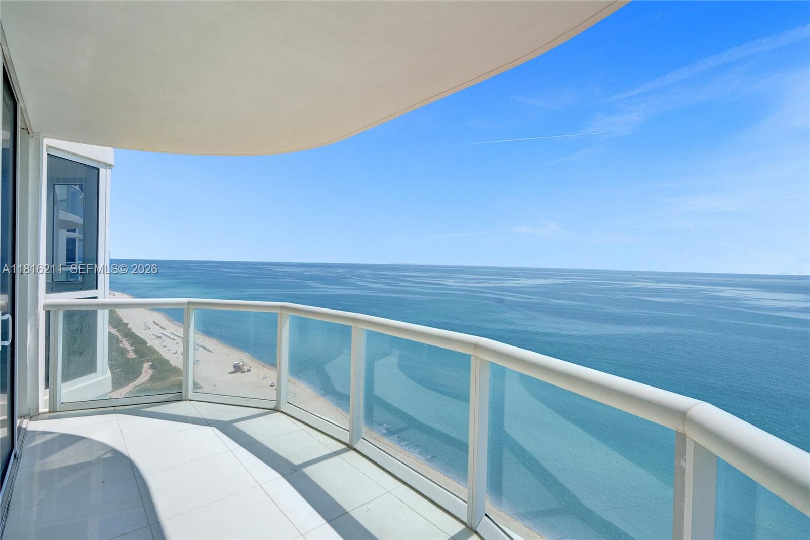 AKOYA CONDO - Residential