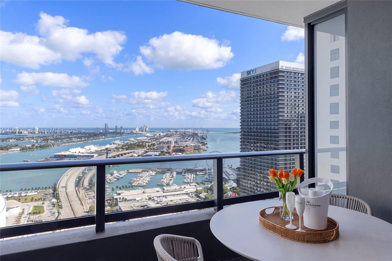 Gale Residences - Residential