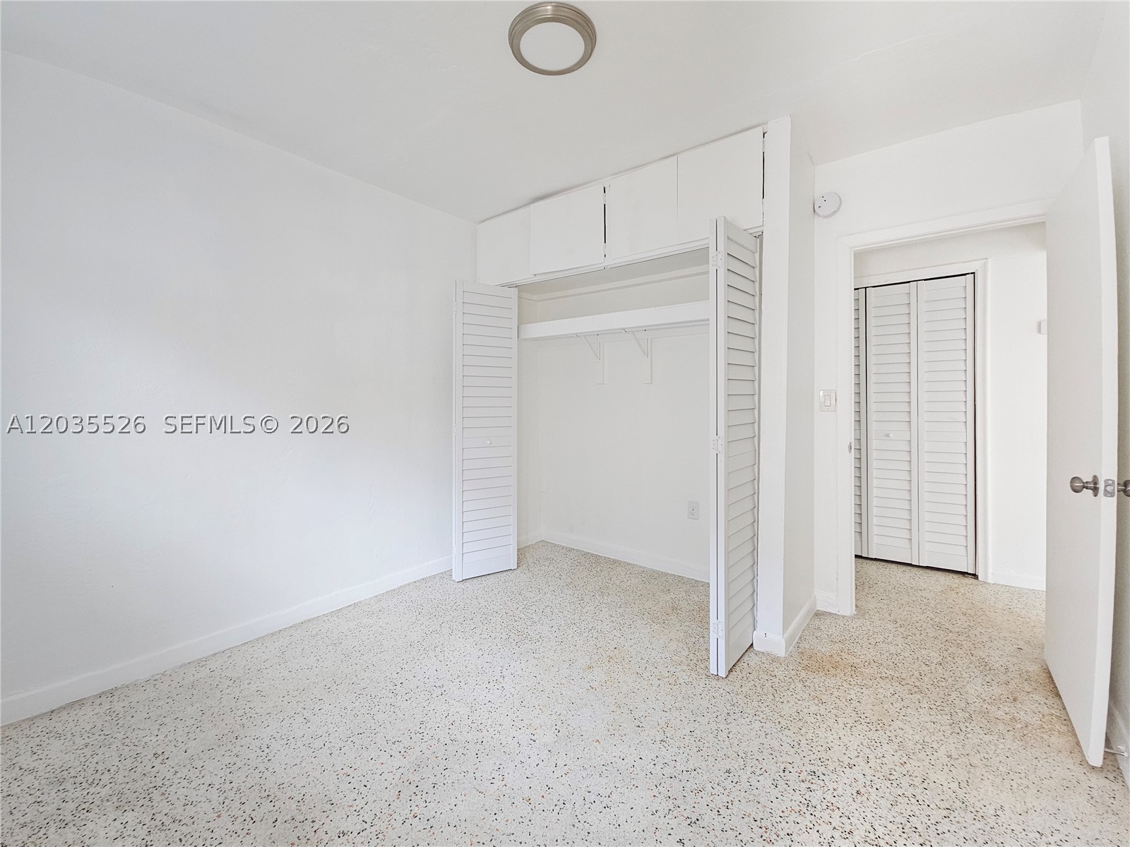 TAMIAMI LAWNS REVISED - Residential Lease