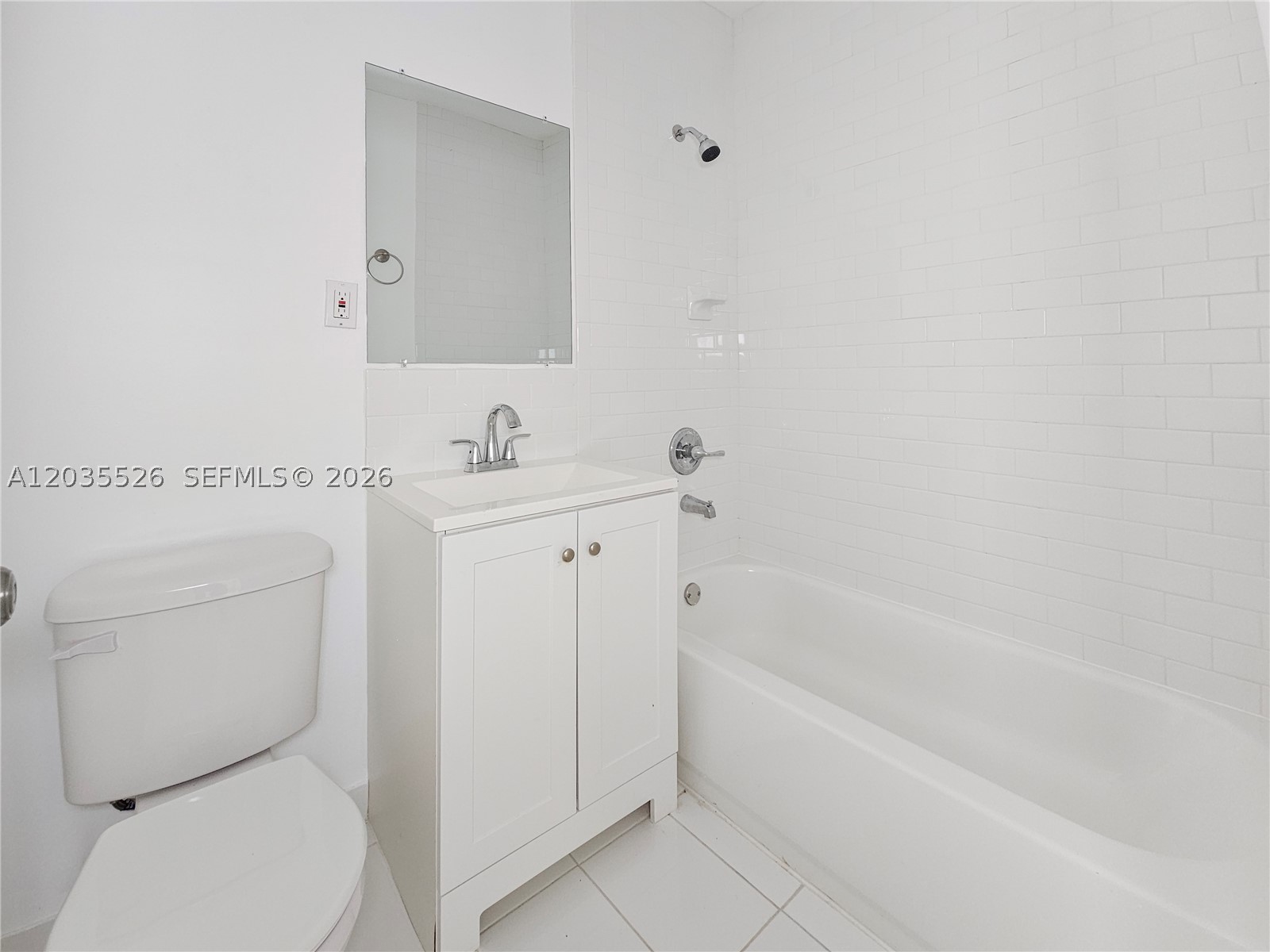 TAMIAMI LAWNS REVISED - Residential Lease