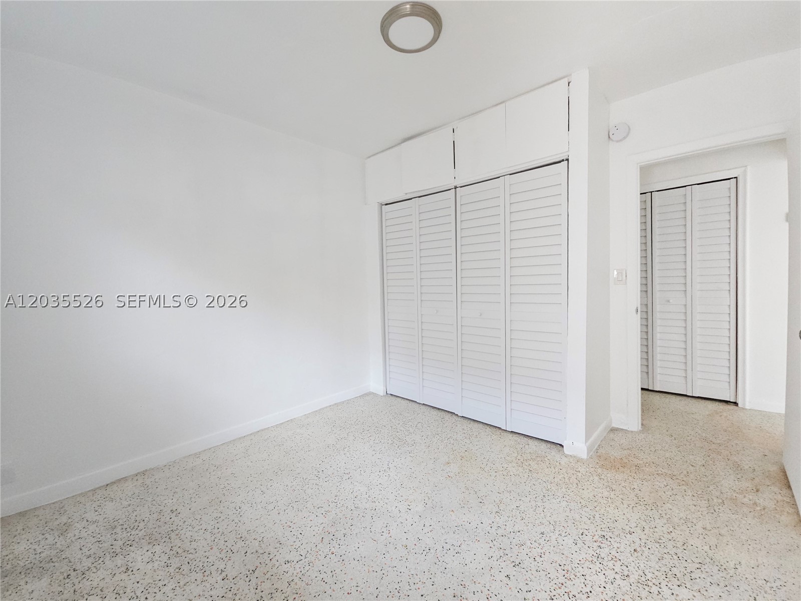 TAMIAMI LAWNS REVISED - Residential Lease
