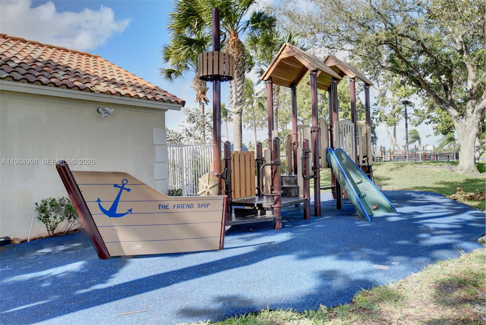 LAKE CHARLESTON TR X - Residential