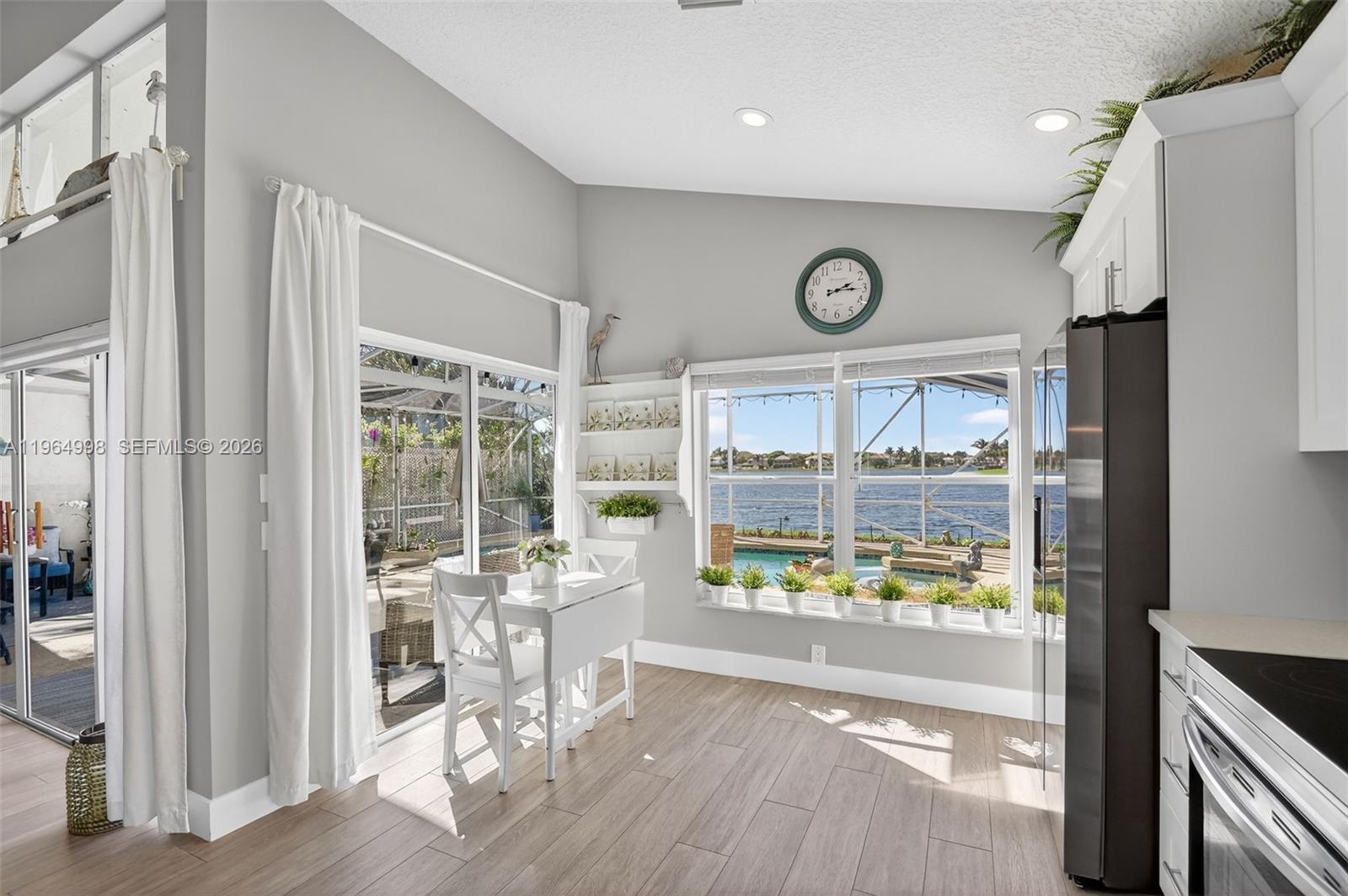 LAKE CHARLESTON TR X - Residential