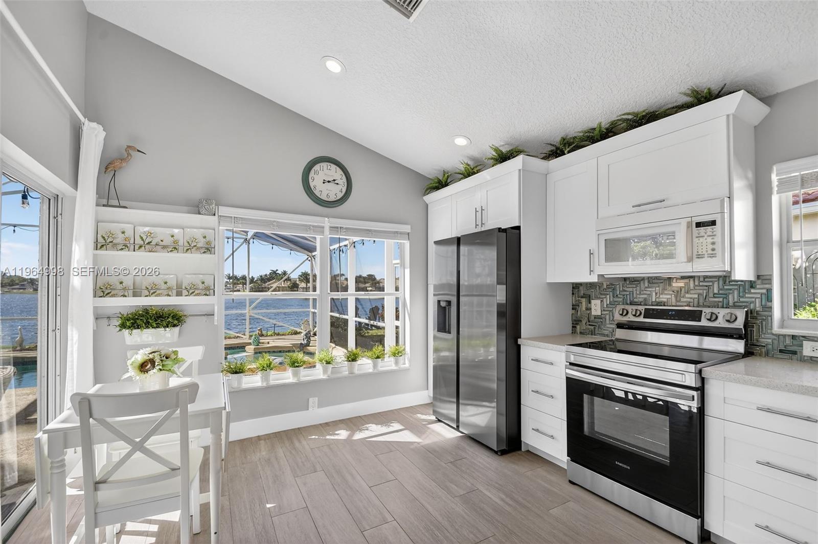 LAKE CHARLESTON TR X - Residential