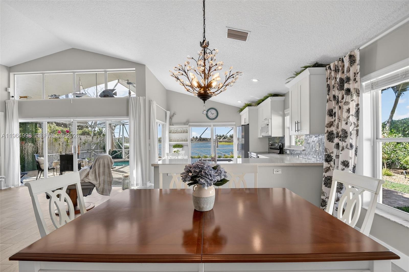 LAKE CHARLESTON TR X - Residential