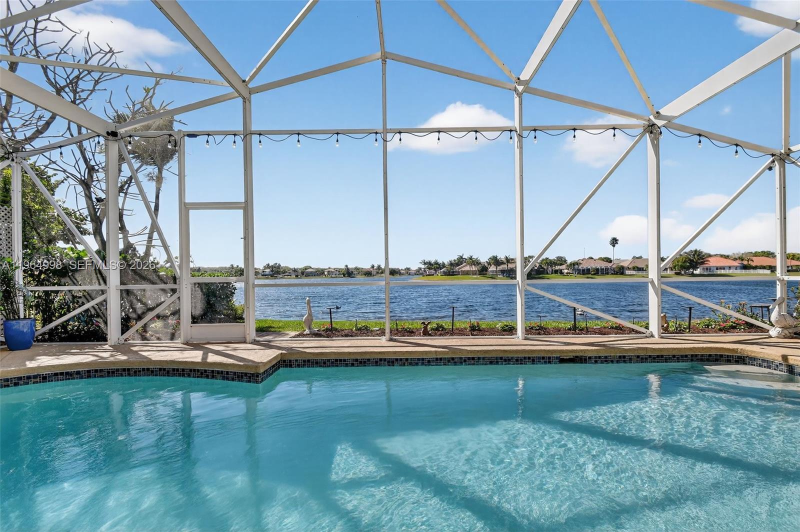 LAKE CHARLESTON TR X - Residential