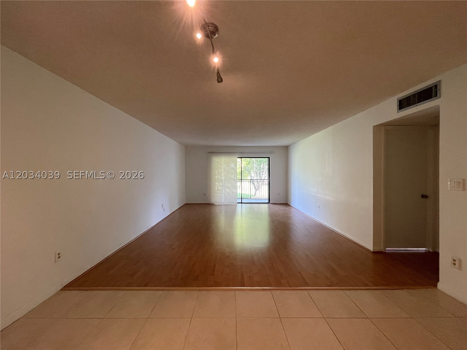 FAIRWAYS AT BONAVENTURE C - Residential
