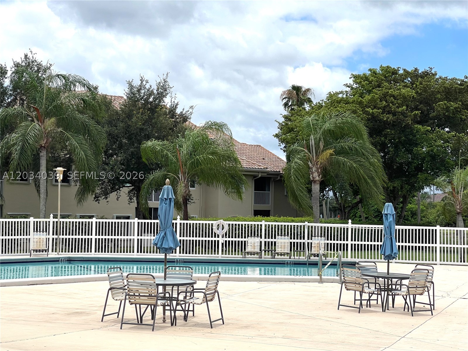FAIRWAYS AT BONAVENTURE C - Residential