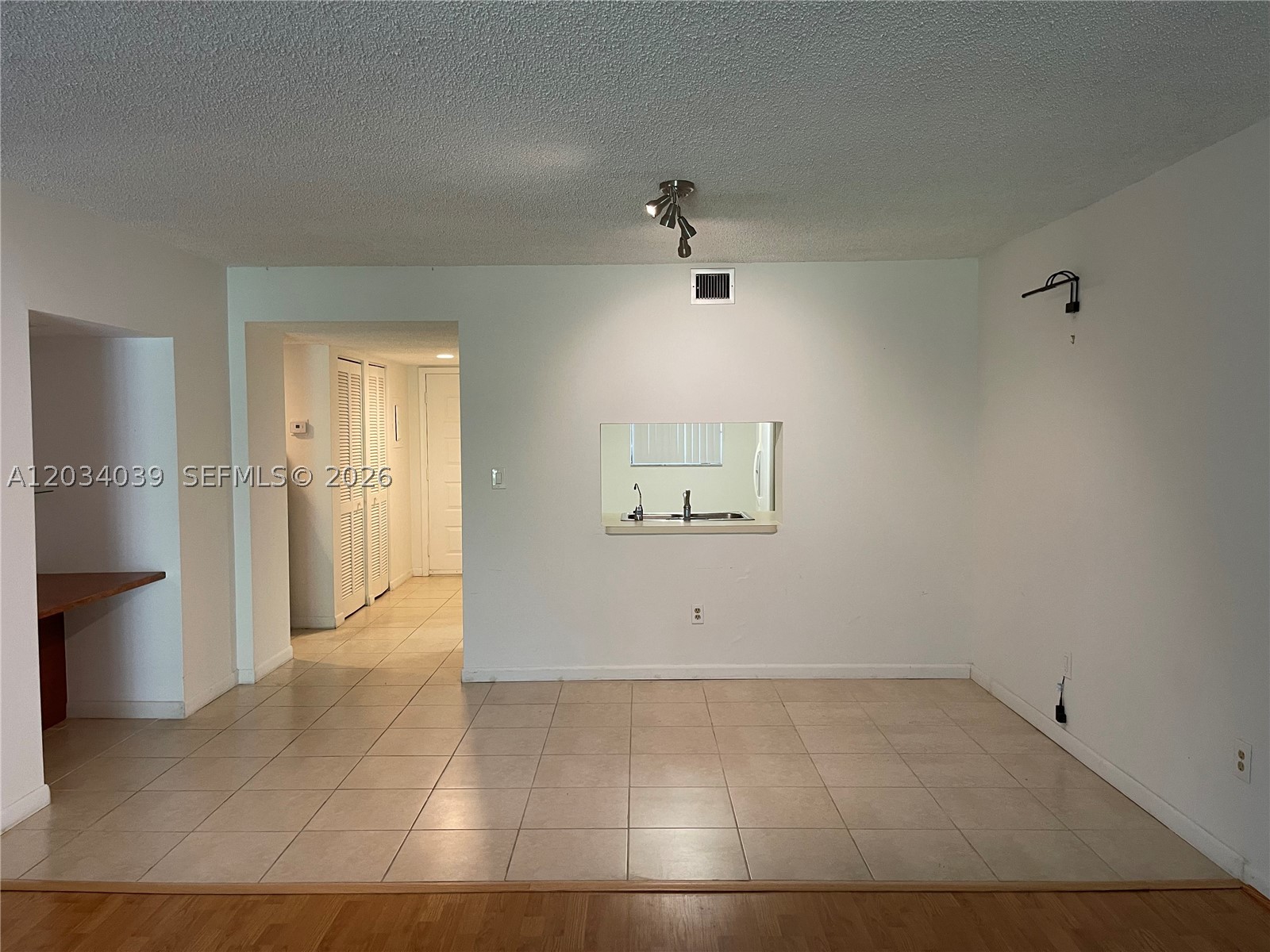 FAIRWAYS AT BONAVENTURE C - Residential