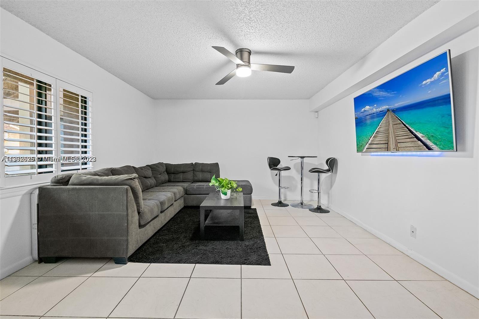 WIMBLEDON AT JACARANDA CO - Residential Lease
