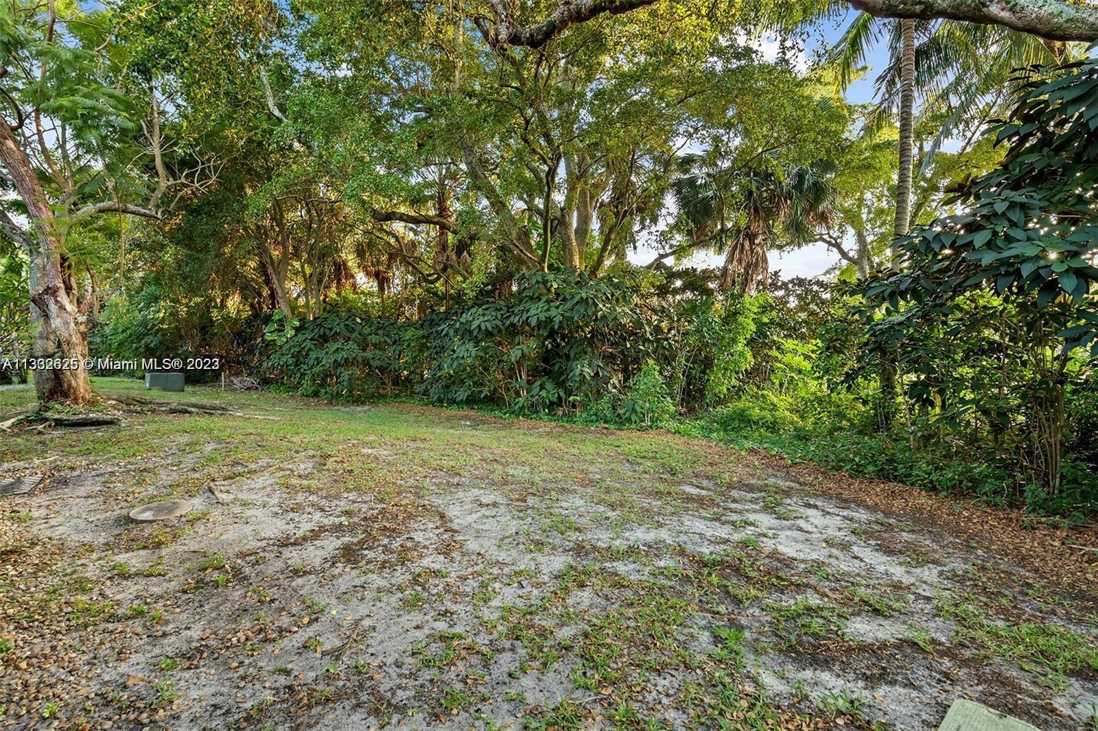 WIMBLEDON AT JACARANDA CO - Residential Lease