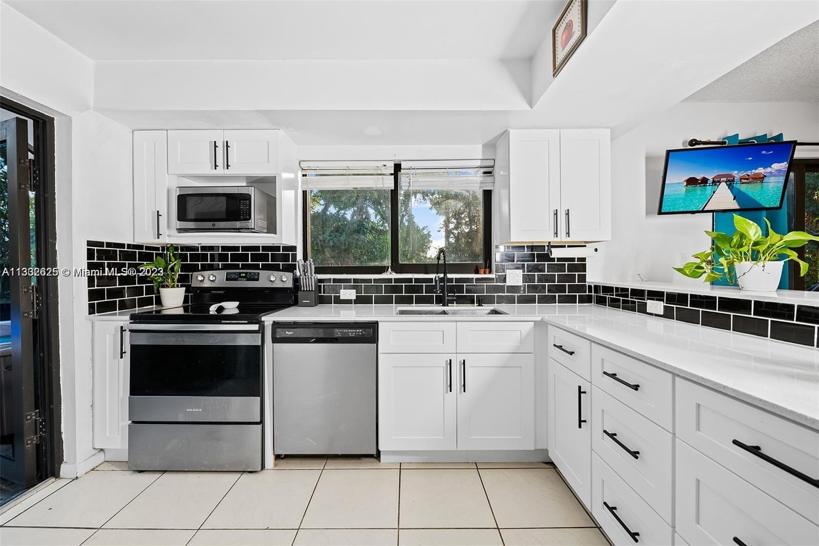 WIMBLEDON AT JACARANDA CO - Residential Lease