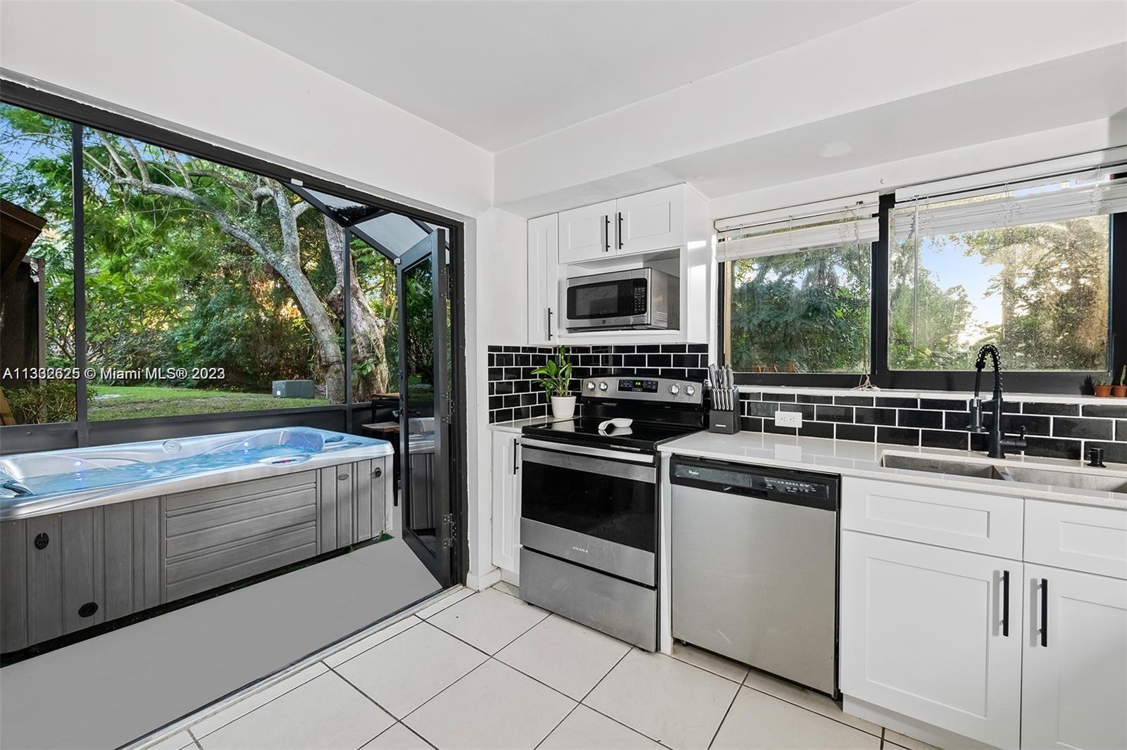 WIMBLEDON AT JACARANDA CO - Residential Lease