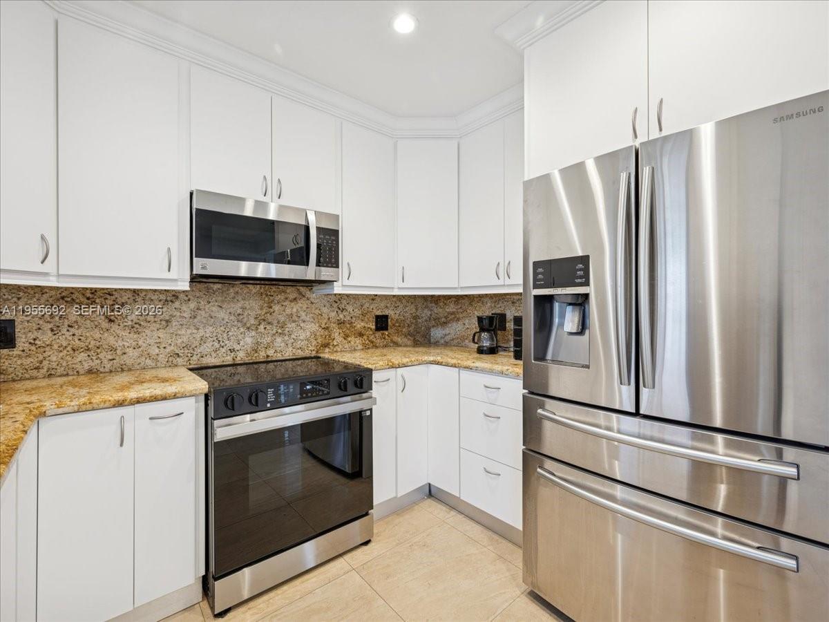 ARTBILT HOMES - Residential