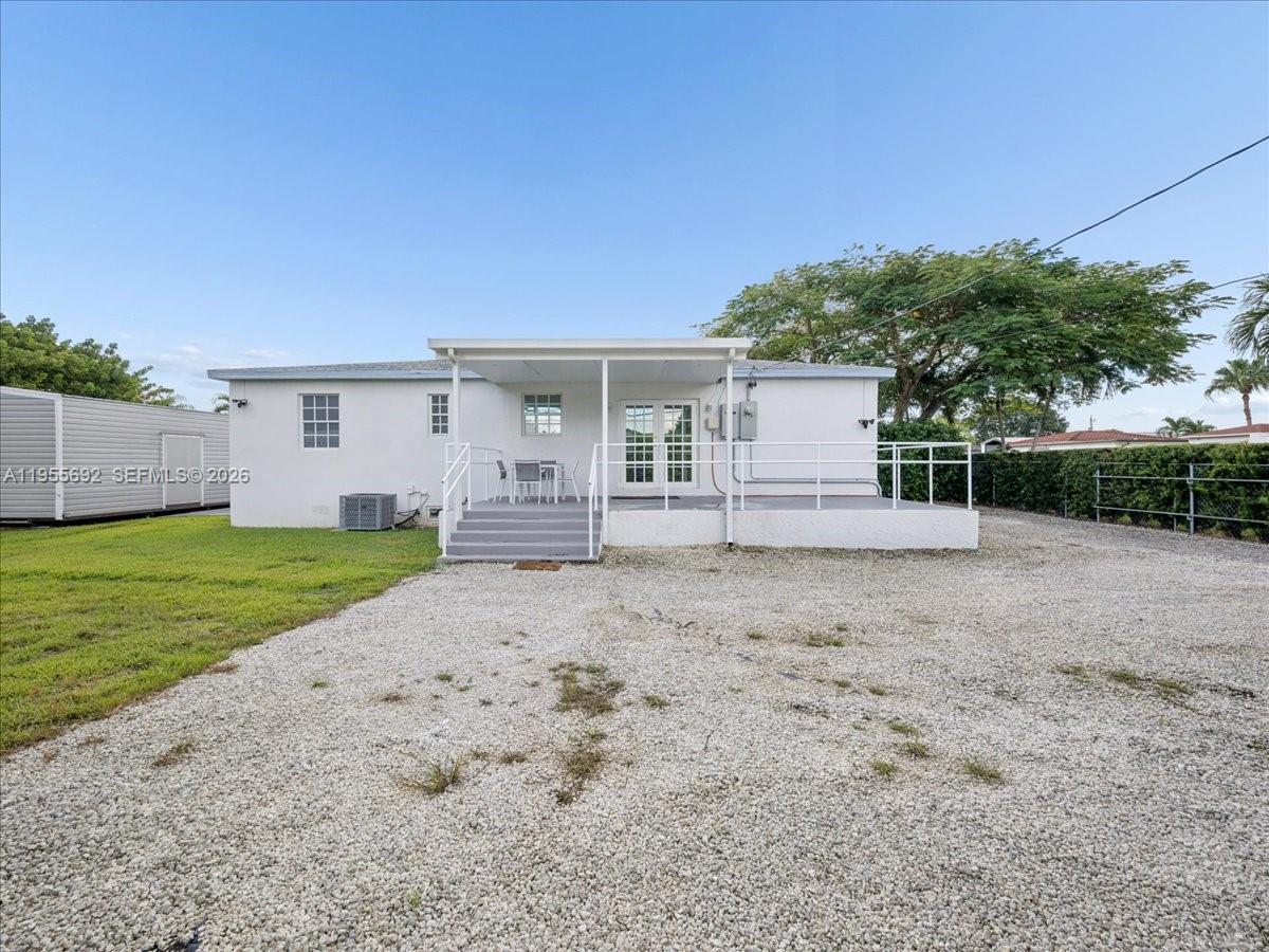 ARTBILT HOMES - Residential