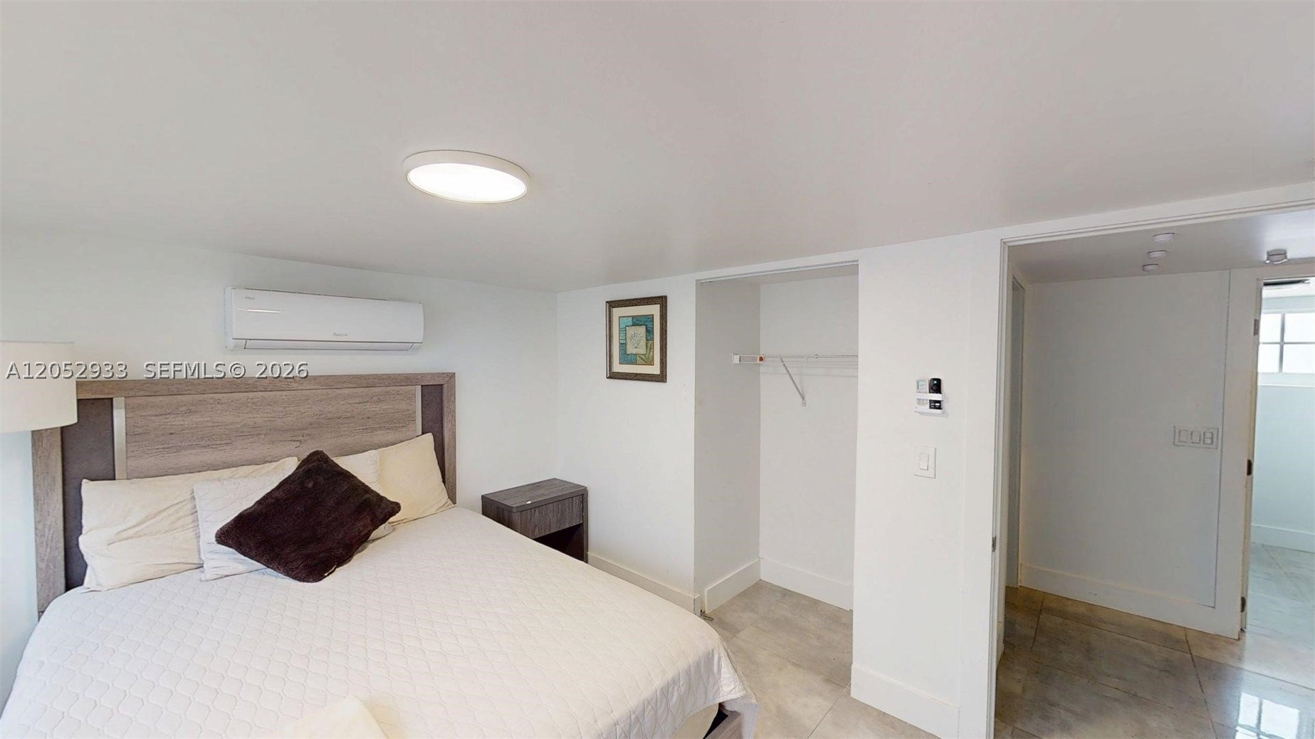 CLAIR LAKE - Residential