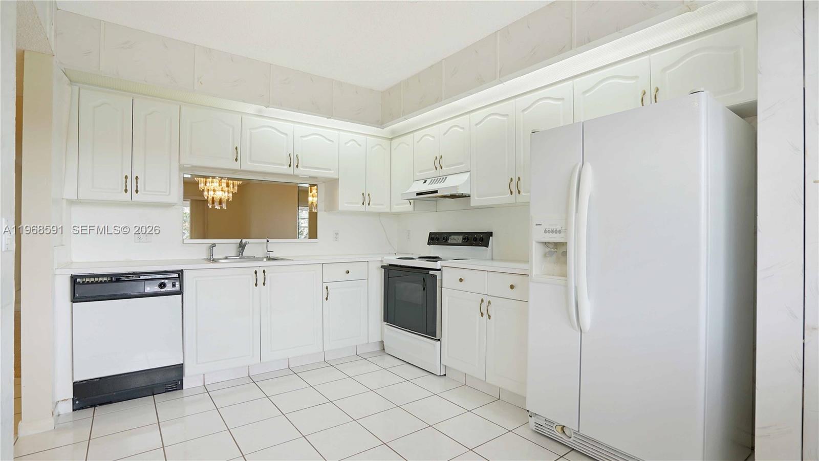 IVANHOE EAST AT CENTURY V - Residential