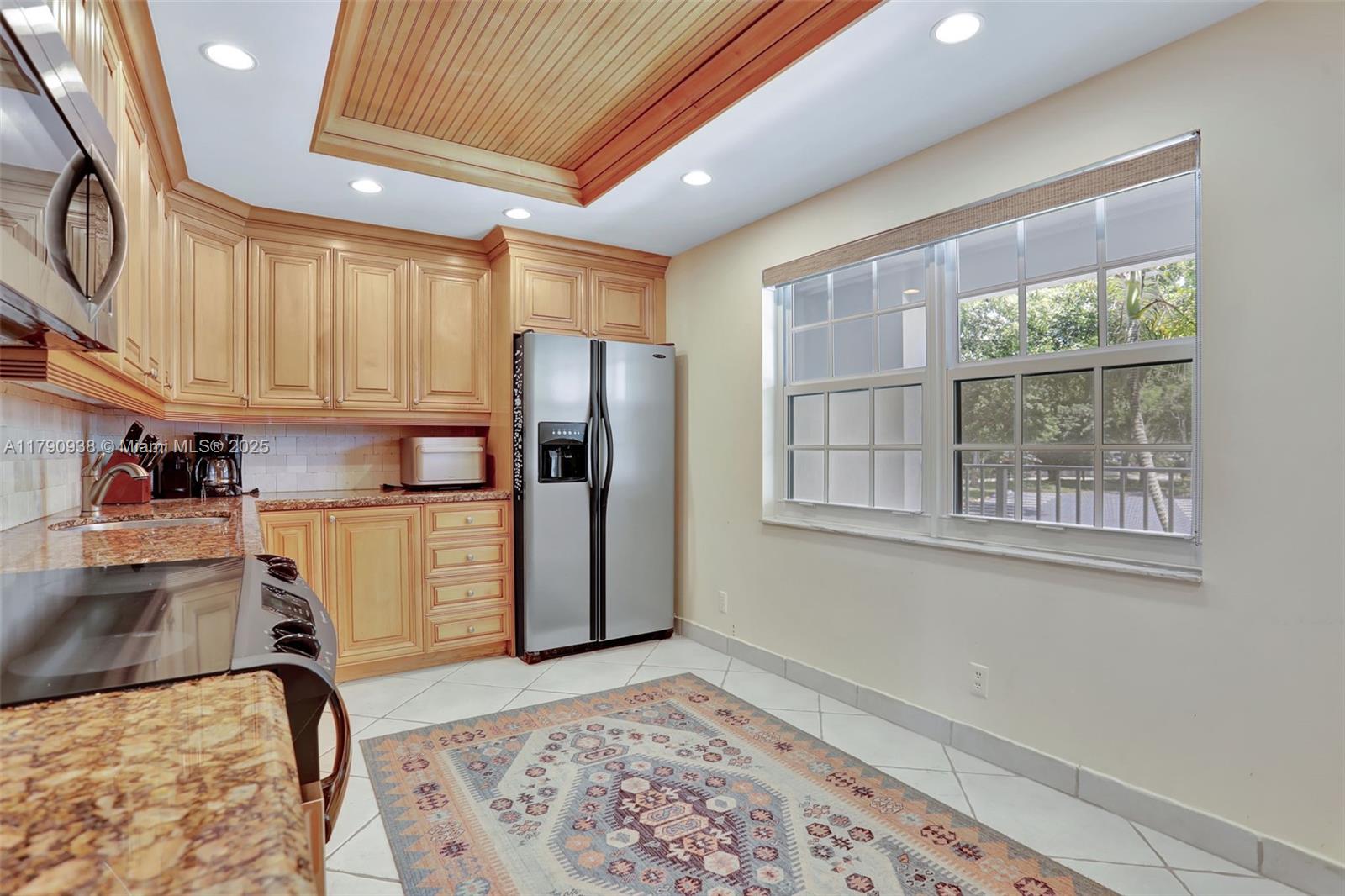 NO 103 PALM-AIRE COUNTRY - Residential