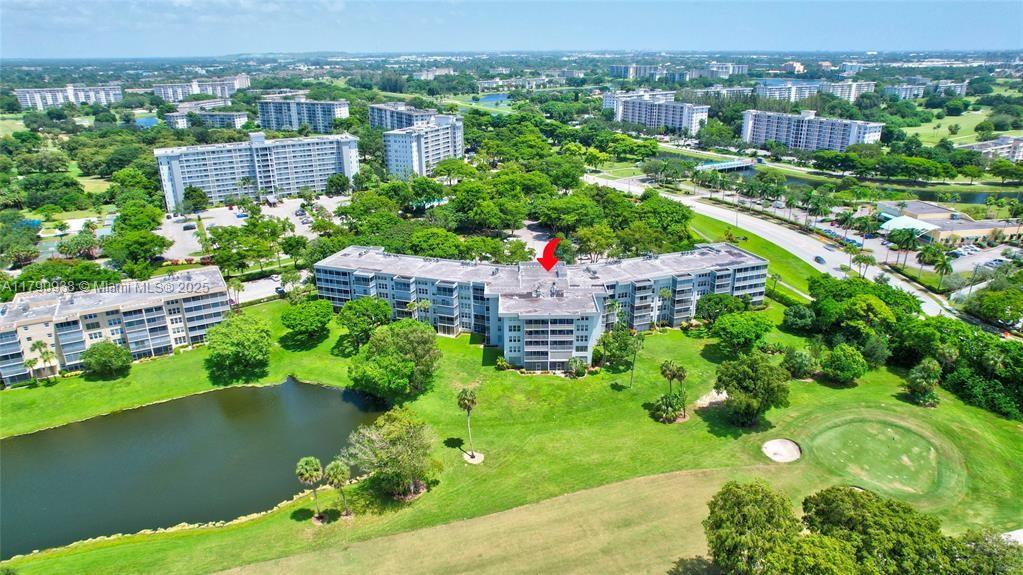 NO 103 PALM-AIRE COUNTRY - Residential