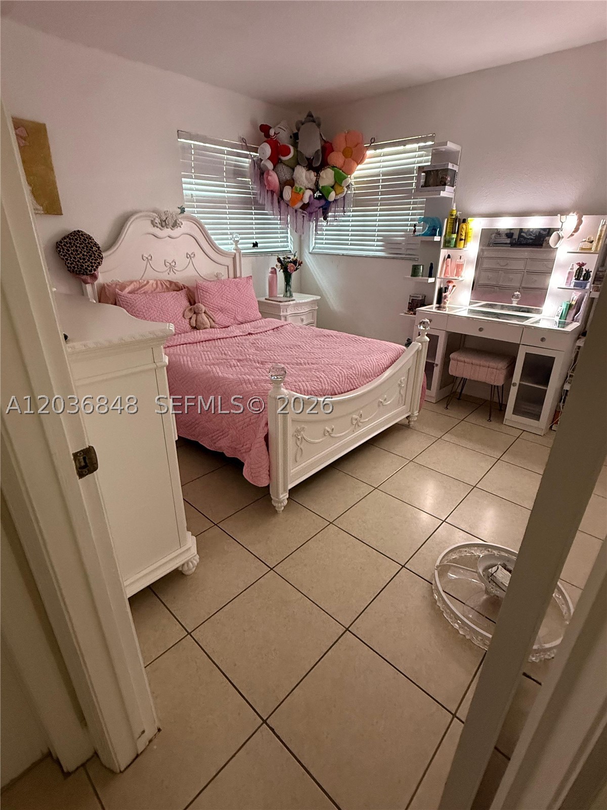 REPLAT OF MILLER DREAMS S - Residential Lease