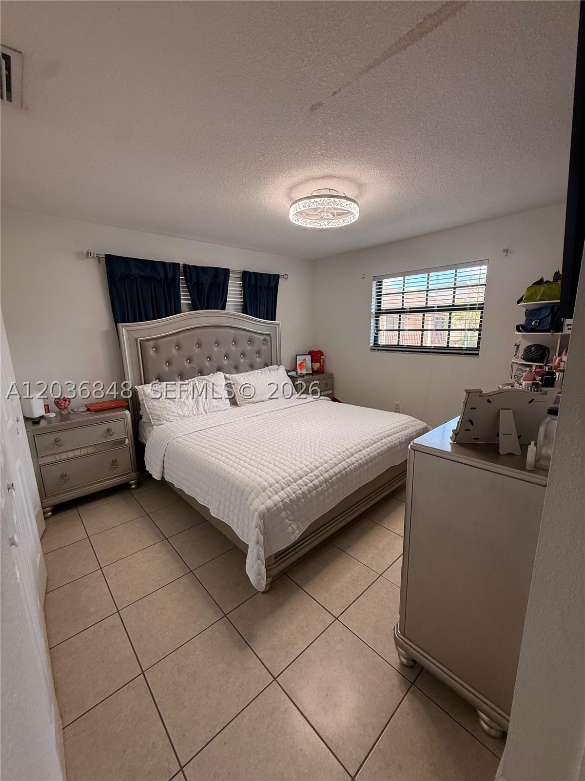 REPLAT OF MILLER DREAMS S - Residential Lease