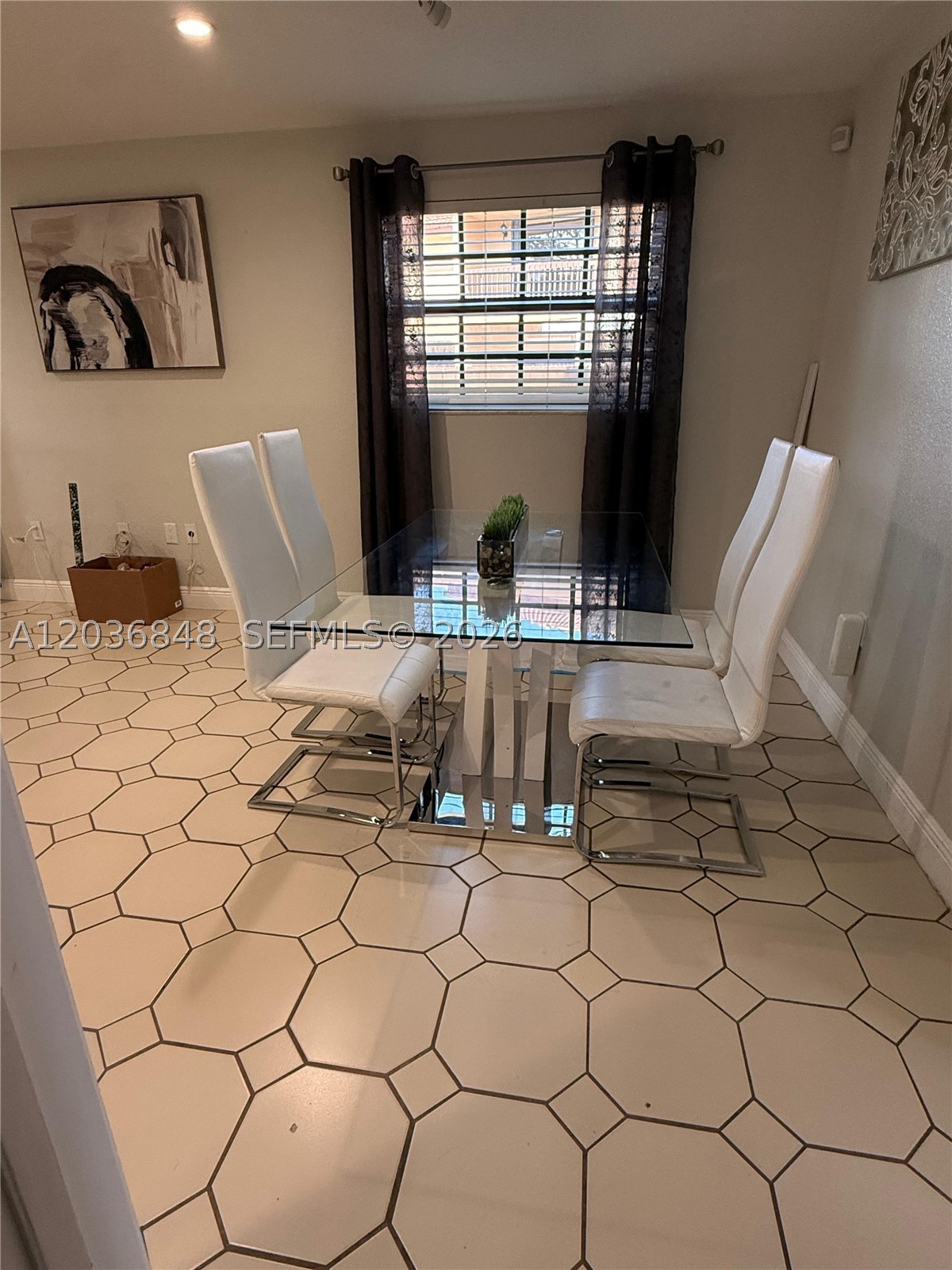 REPLAT OF MILLER DREAMS S - Residential Lease