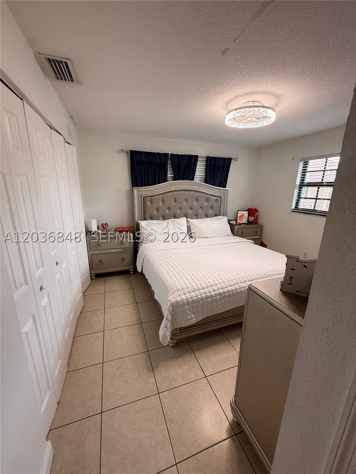 REPLAT OF MILLER DREAMS S - Residential Lease