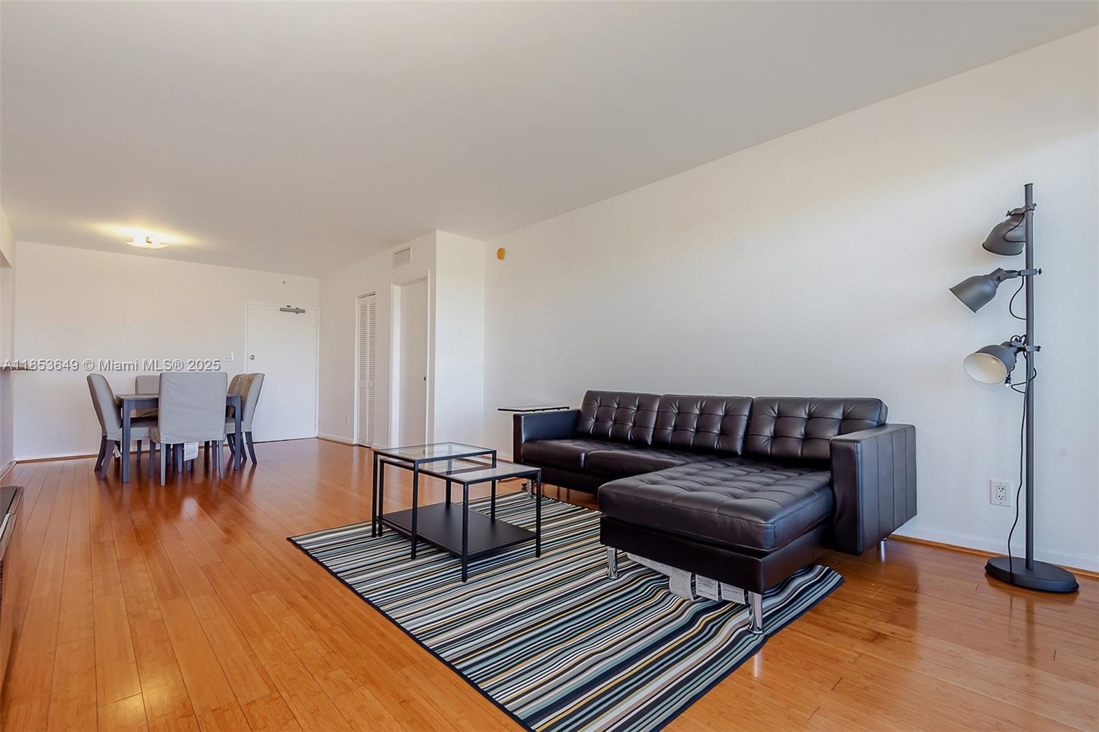 5600 CONDO - Residential Lease