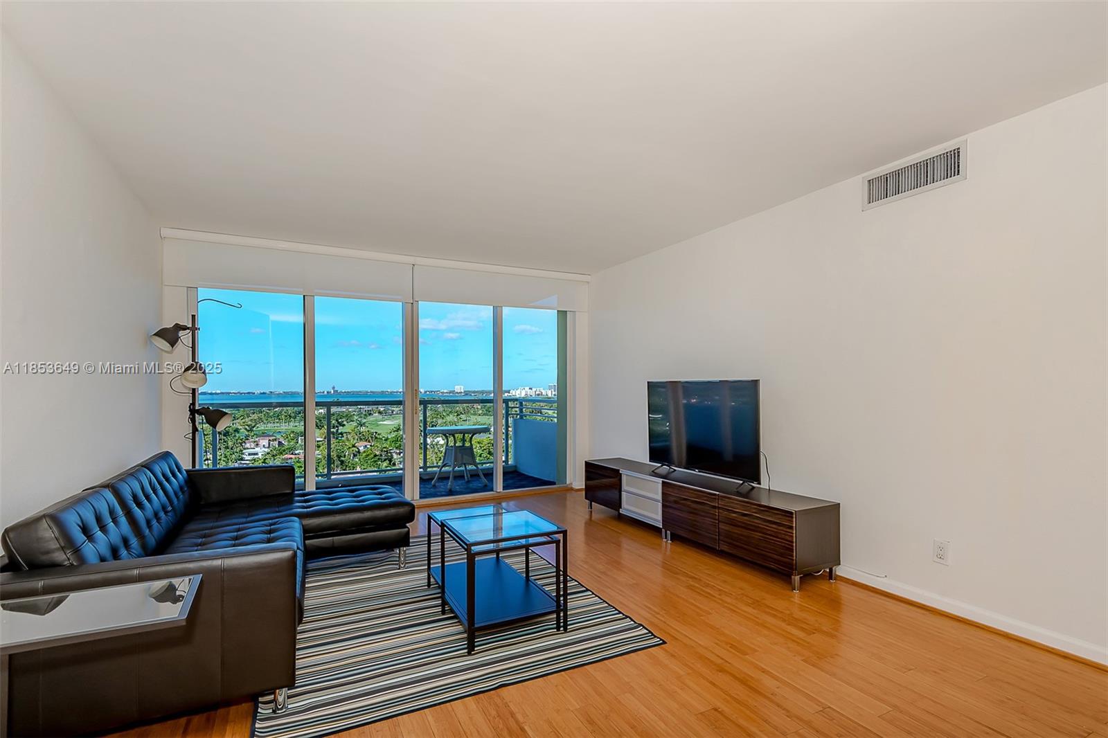 5600 CONDO - Residential Lease
