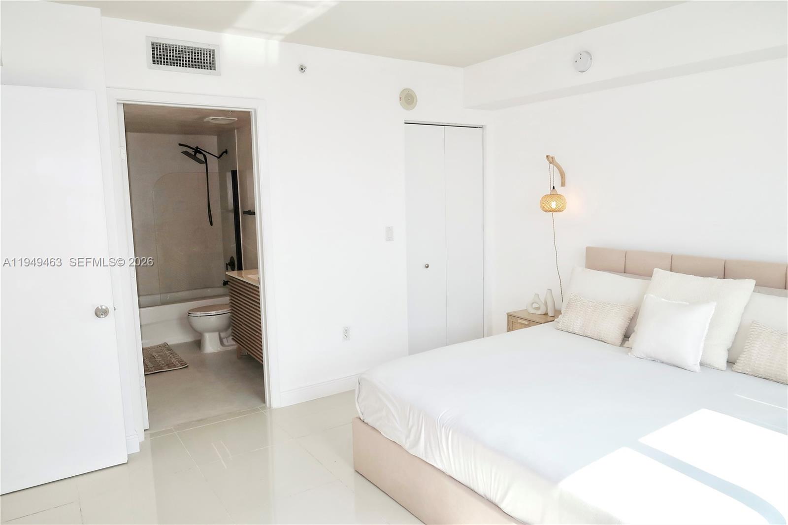 TERRAZAS RIVERPARK VILLAG - Residential