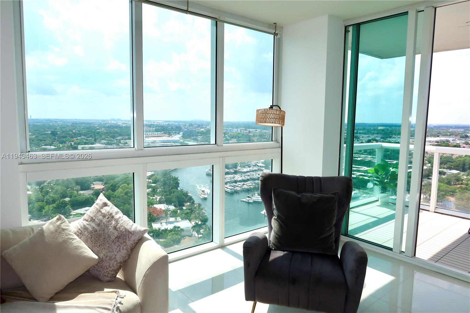 TERRAZAS RIVERPARK VILLAG - Residential