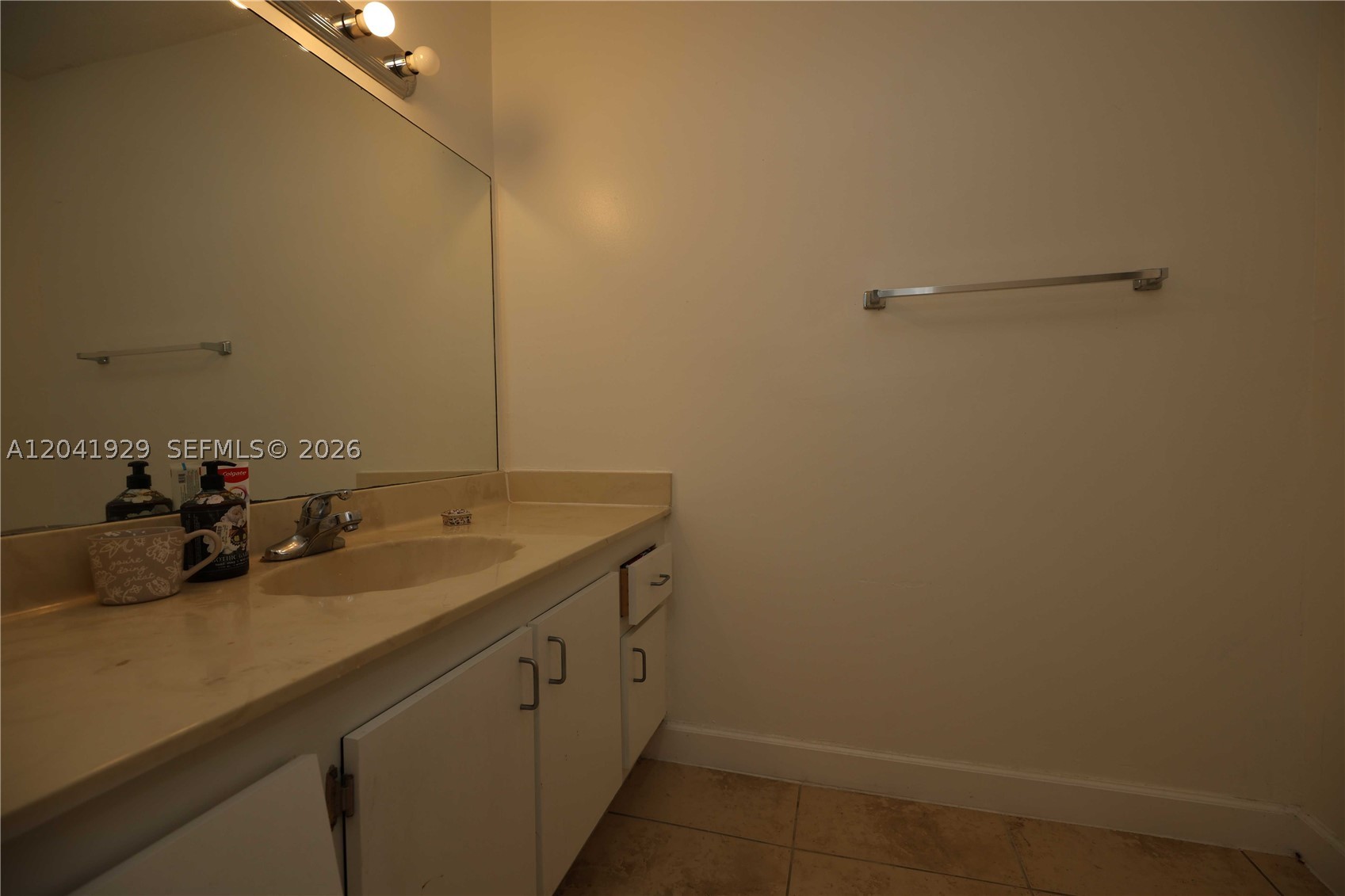 KEYSTONE TOWERS CONDO - Residential