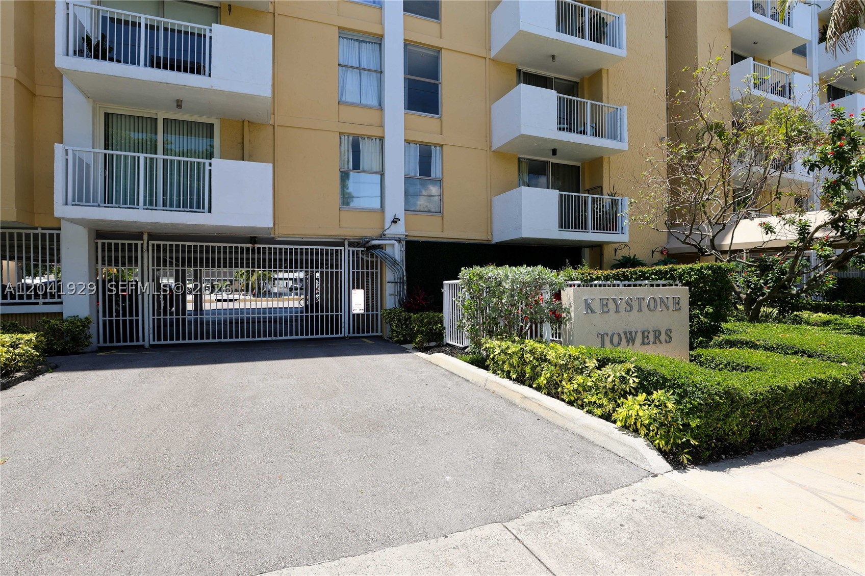 KEYSTONE TOWERS CONDO - Residential