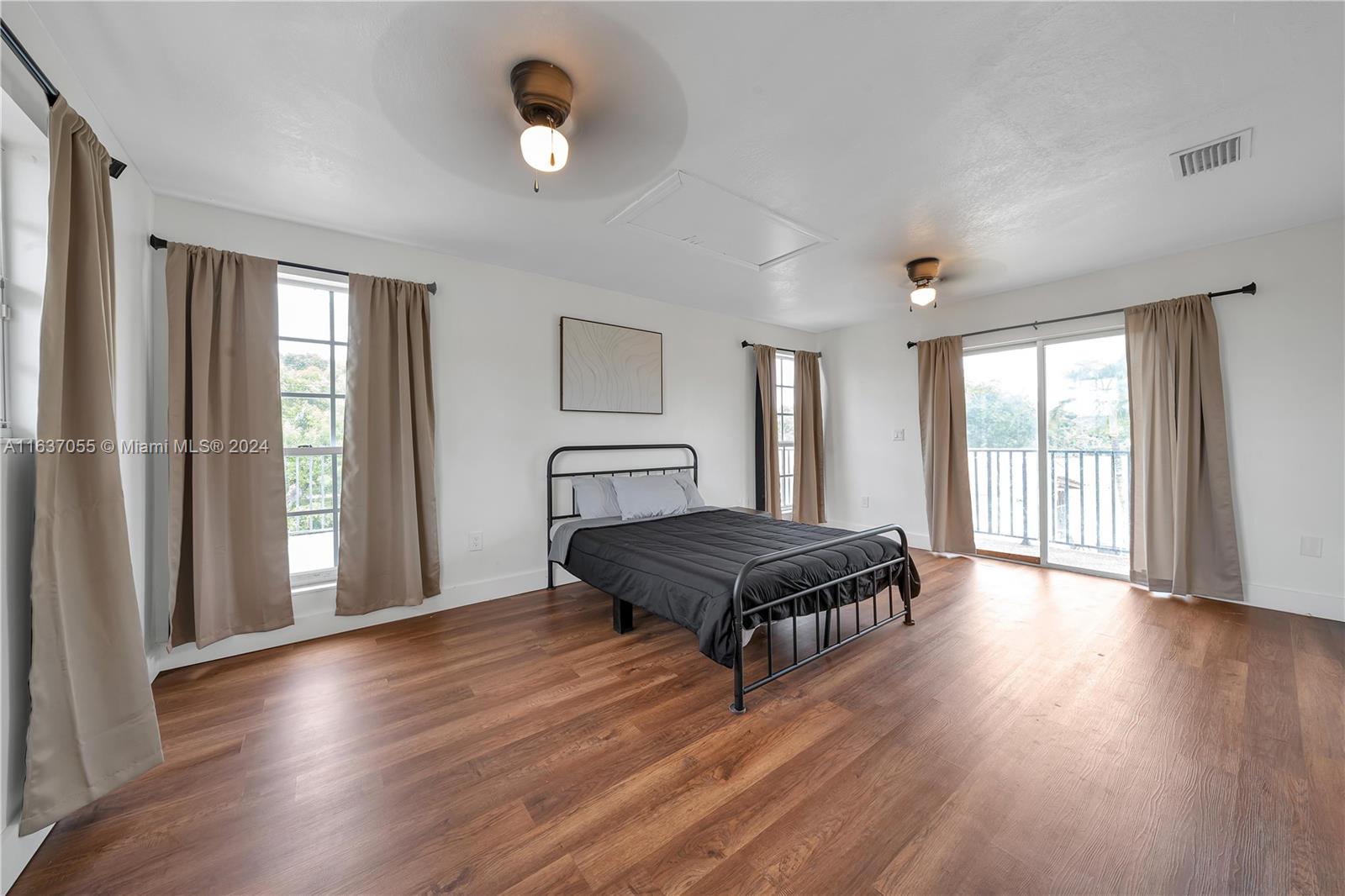REDLANDS - Residential