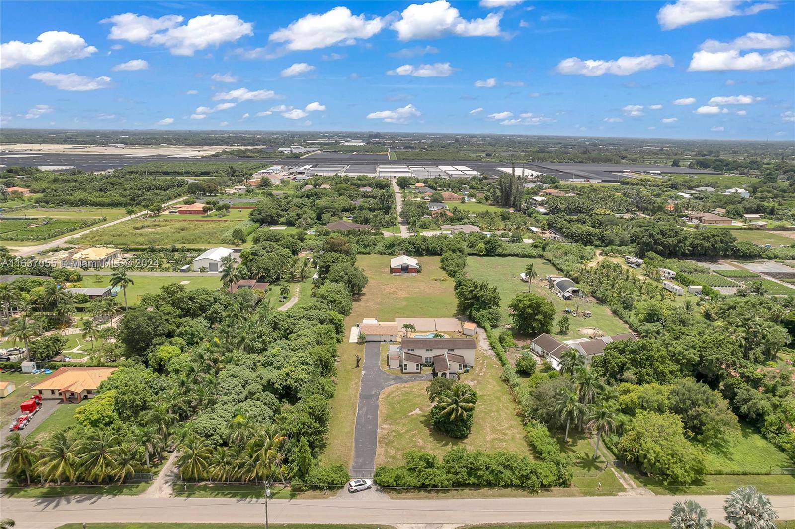 REDLANDS - Residential