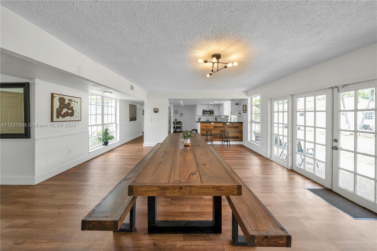 REDLANDS - Residential