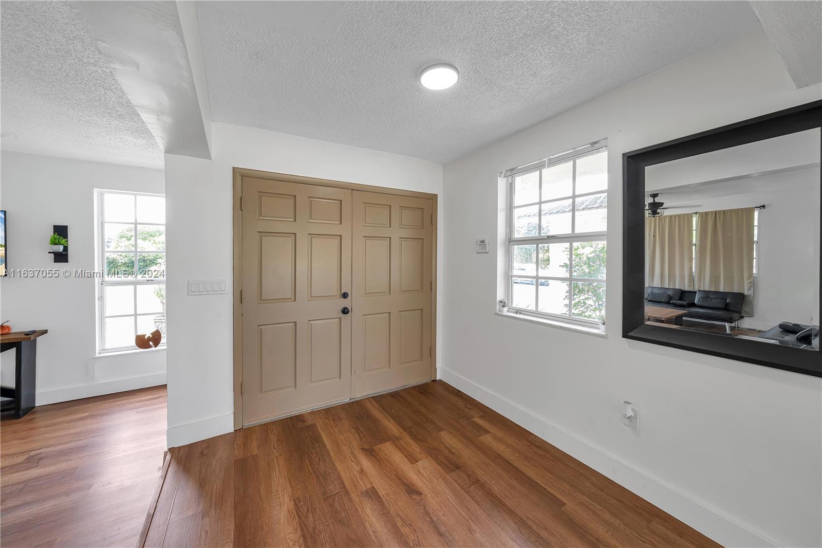 REDLANDS - Residential