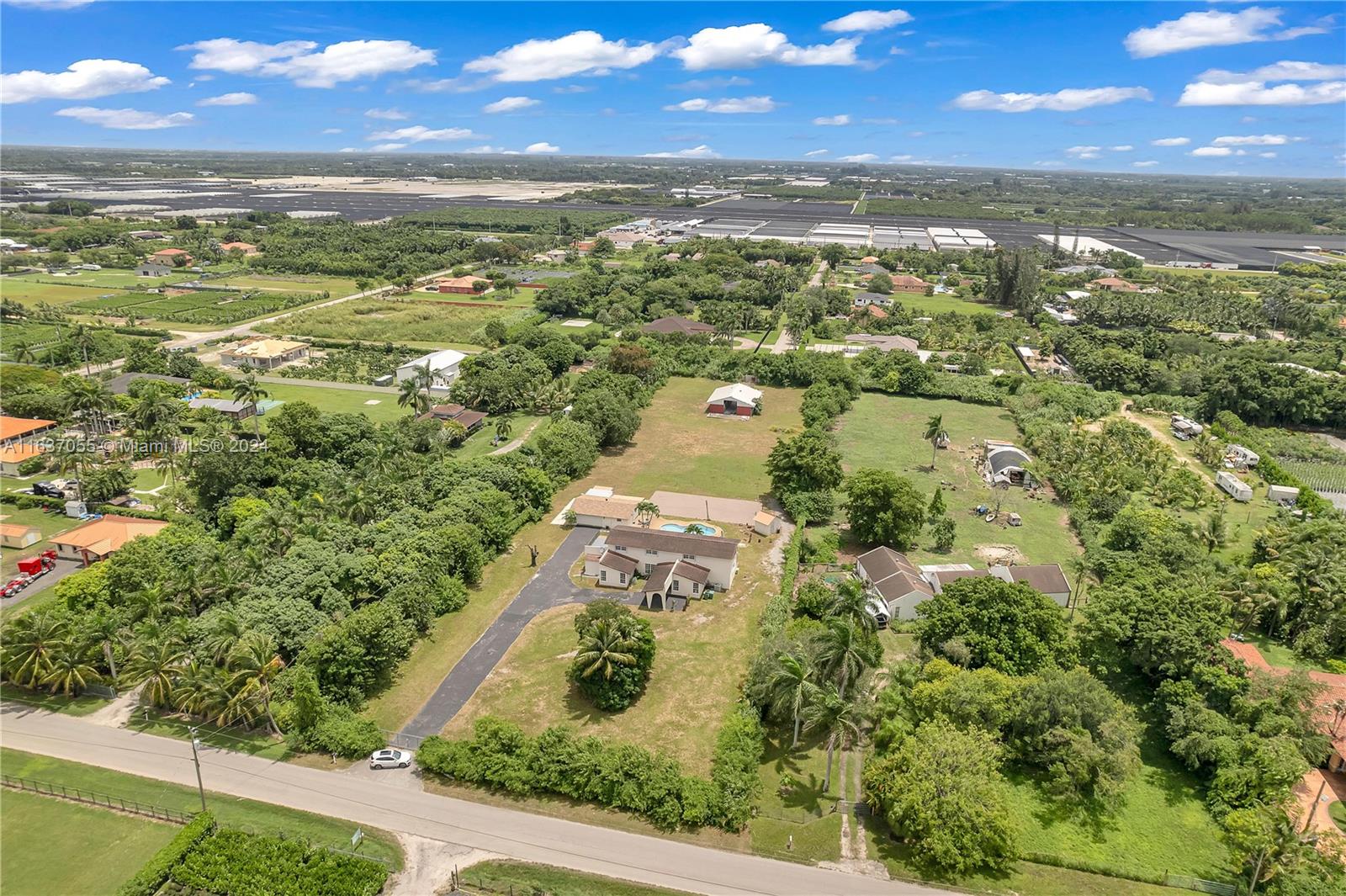 REDLANDS - Residential