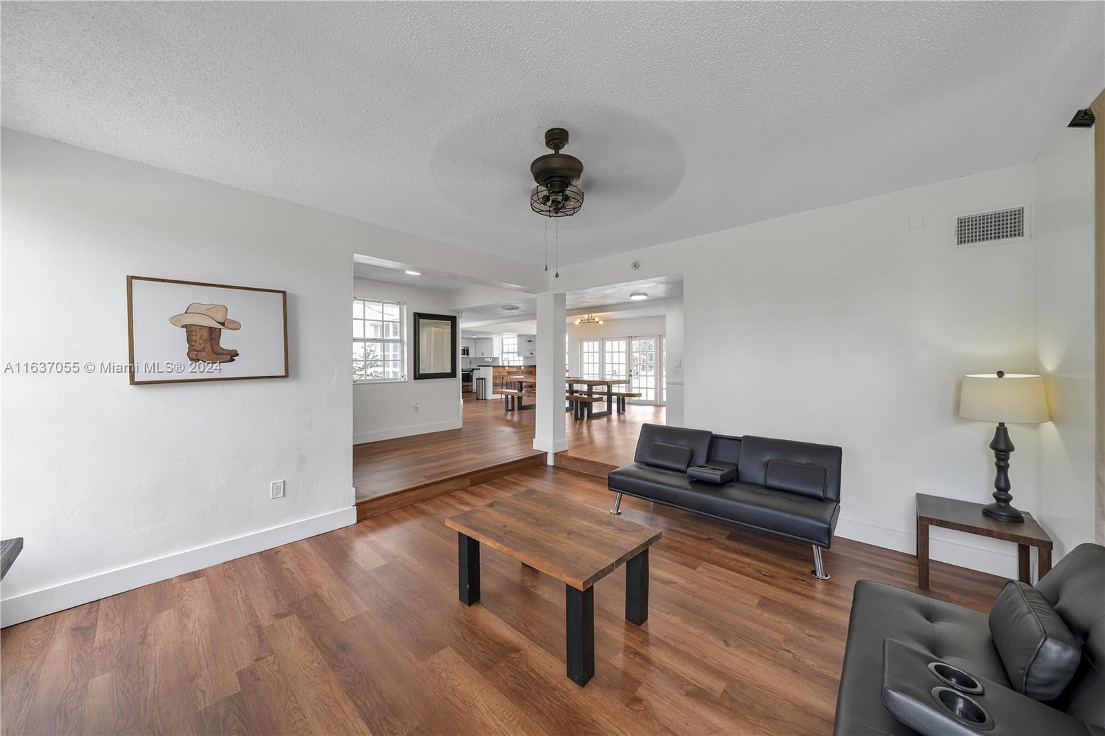 REDLANDS - Residential