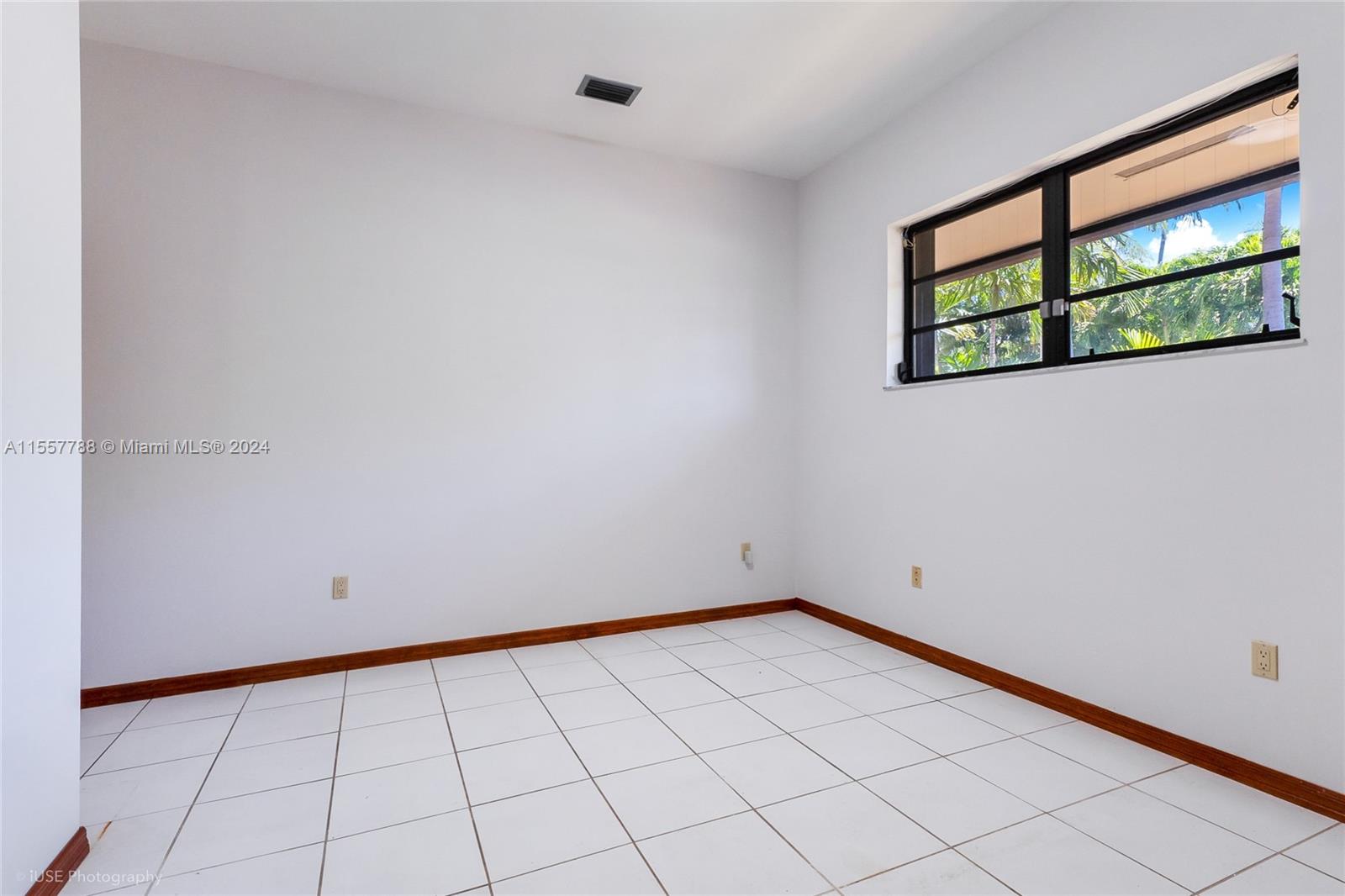 CAPE FLORIDA SUB SEC 1 - Residential