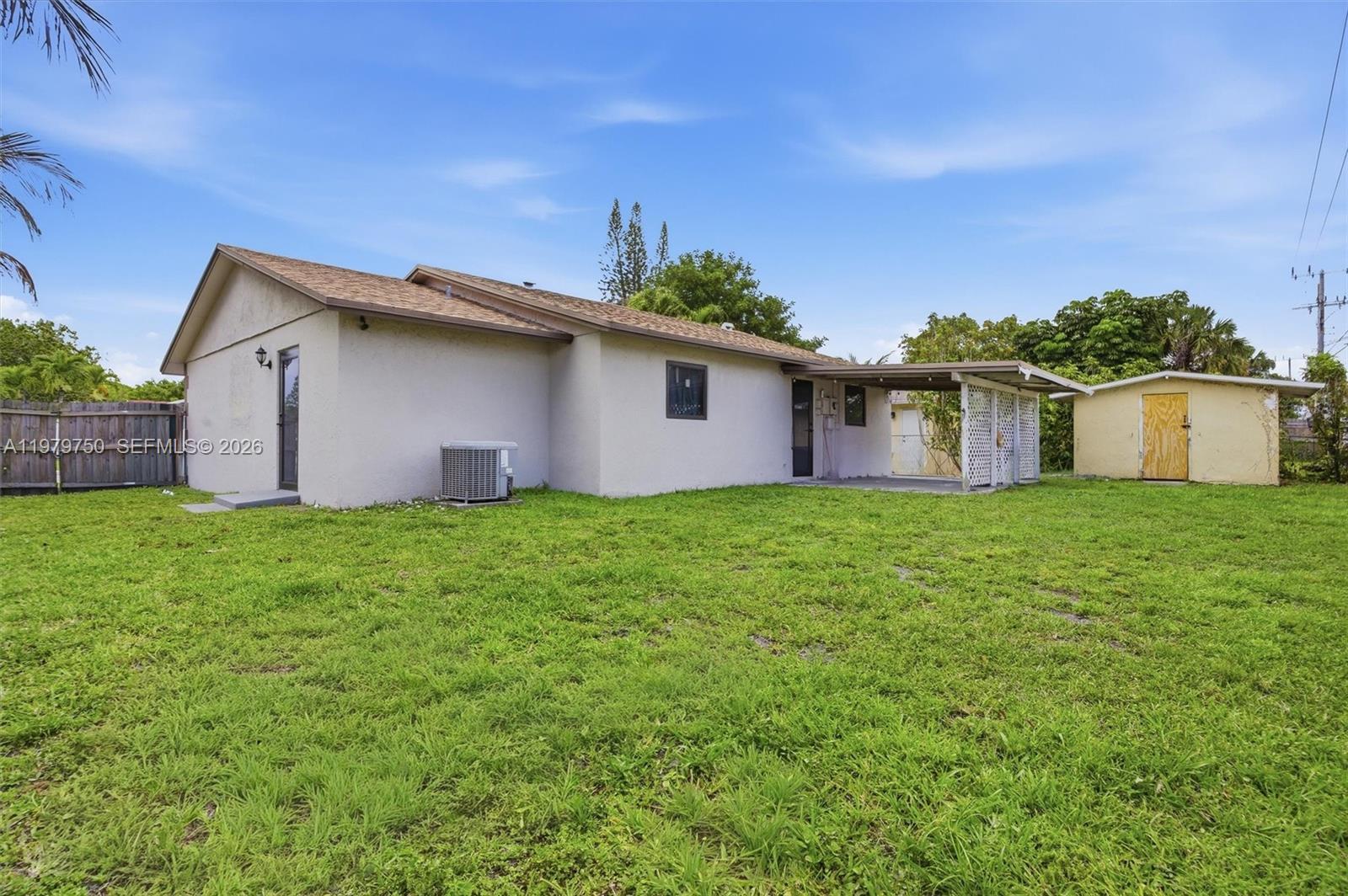 NORTH LAUDERDALE VILLAGE - Residential
